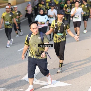 Runner Photo 6349826
