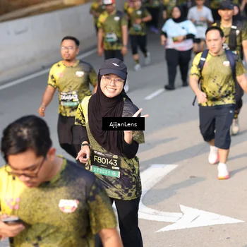 Runner Photo 6349871