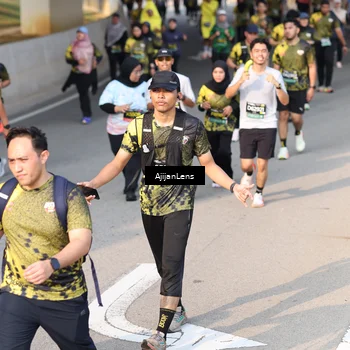 Runner Photo 6349874
