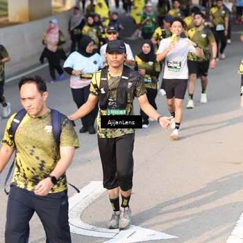 Runner Photo 6349900