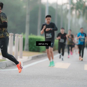 Runner Photo 6349905