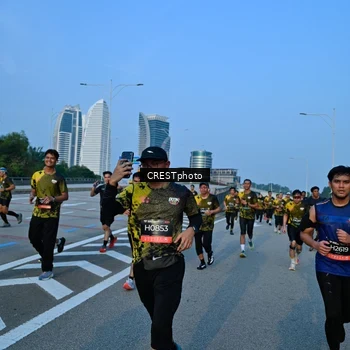 Runner Photo 6349992
