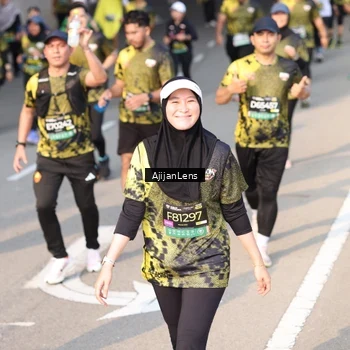 Runner Photo 6350029