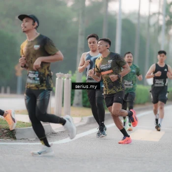 Runner Photo 6350030