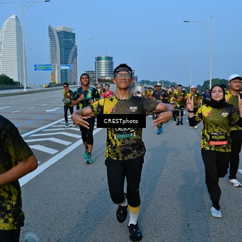 Runner Photo 6350045