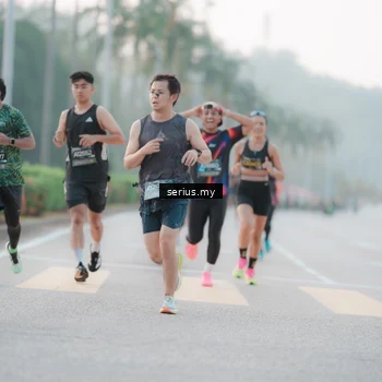 Runner Photo 6350046