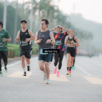 Runner Photo 6350050