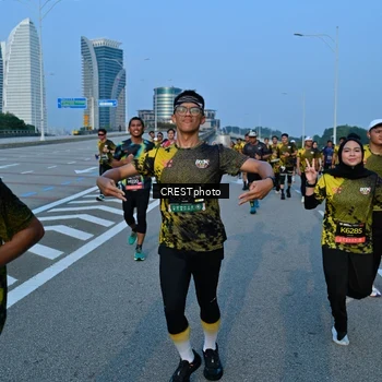 Runner Photo 6350052