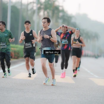 Runner Photo 6350053