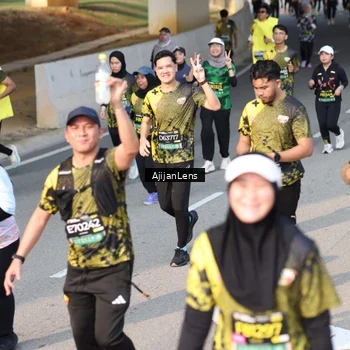 Runner Photo 6350056