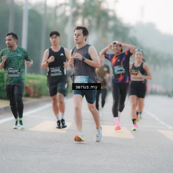Runner Photo 6350057