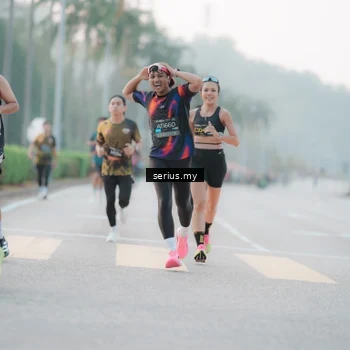 Runner Photo 6350059