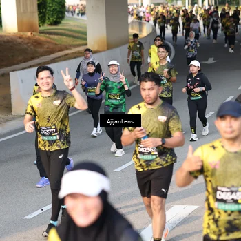 Runner Photo 6350071