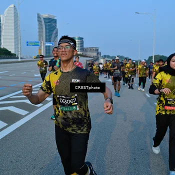 Runner Photo 6350079