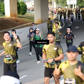 Runner Photo 6350087