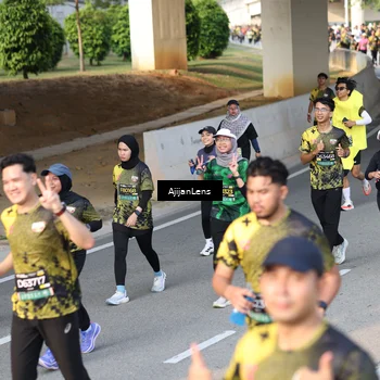 Runner Photo 6350119