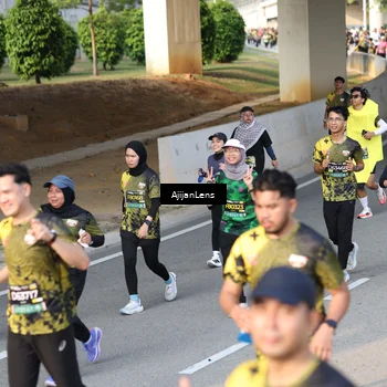 Runner Photo 6350122