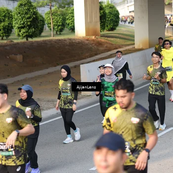 Runner Photo 6350145