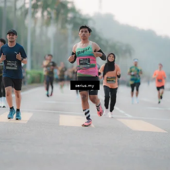 Runner Photo 6350195