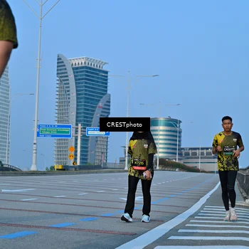 Runner Photo 6350295