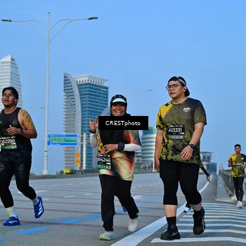 Runner Photo 6350298