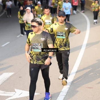 Runner Photo 6350303
