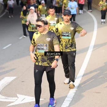 Runner Photo 6350305