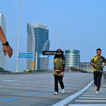 Runner Photo 6350311