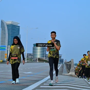 Runner Photo 6350323