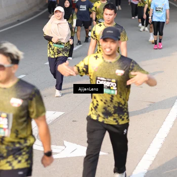Runner Photo 6350352