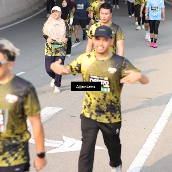 Runner Photo 6350365