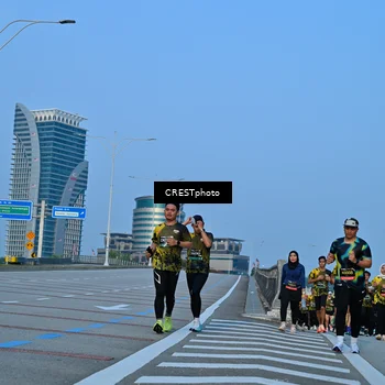 Runner Photo 6350381