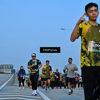Runner Photo 6350399