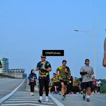 Runner Photo 6350405