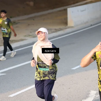 Runner Photo 6350406