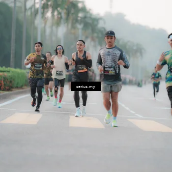 Runner Photo 6350440