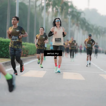 Runner Photo 6350459