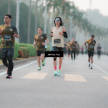 Runner Photo 6350473