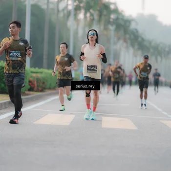 Runner Photo 6350475