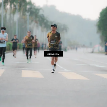 Runner Photo 6350480