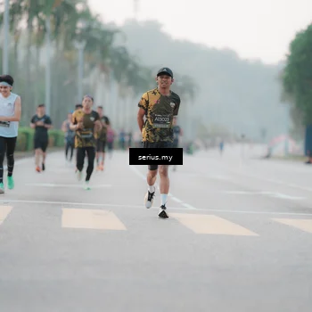 Runner Photo 6350493