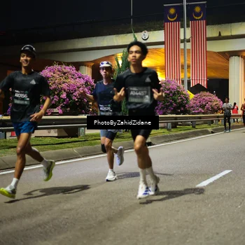 Runner Photo 6350499