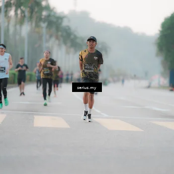Runner Photo 6350500
