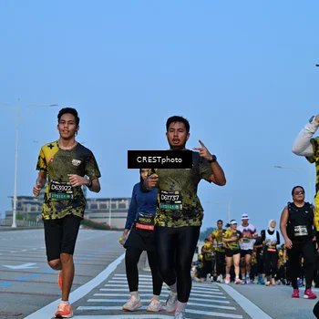 Runner Photo 6350504