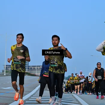 Runner Photo 6350511