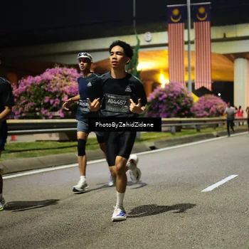 Runner Photo 6350541