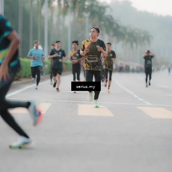 Runner Photo 6350545