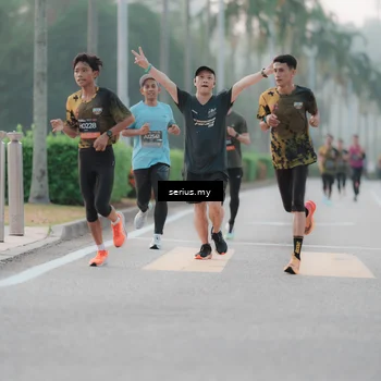 Runner Photo 6350599