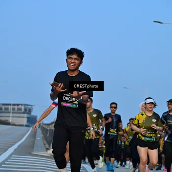 Runner Photo 6350620
