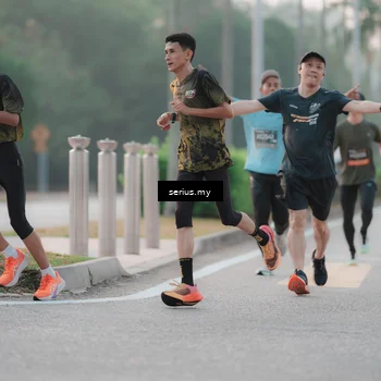 Runner Photo 6350621